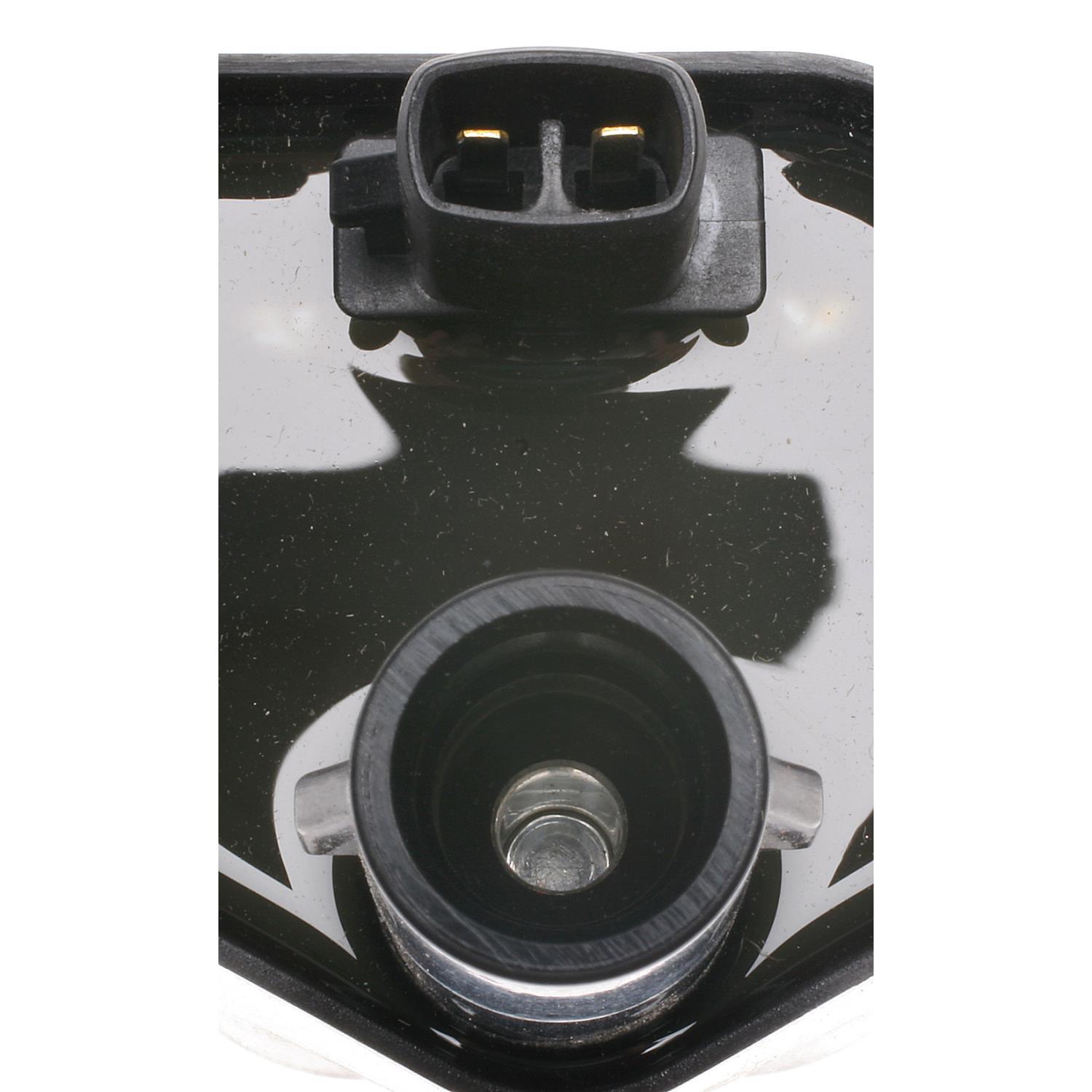 Standard Motor Products UF209 Ignition Coil product image 1 of 3