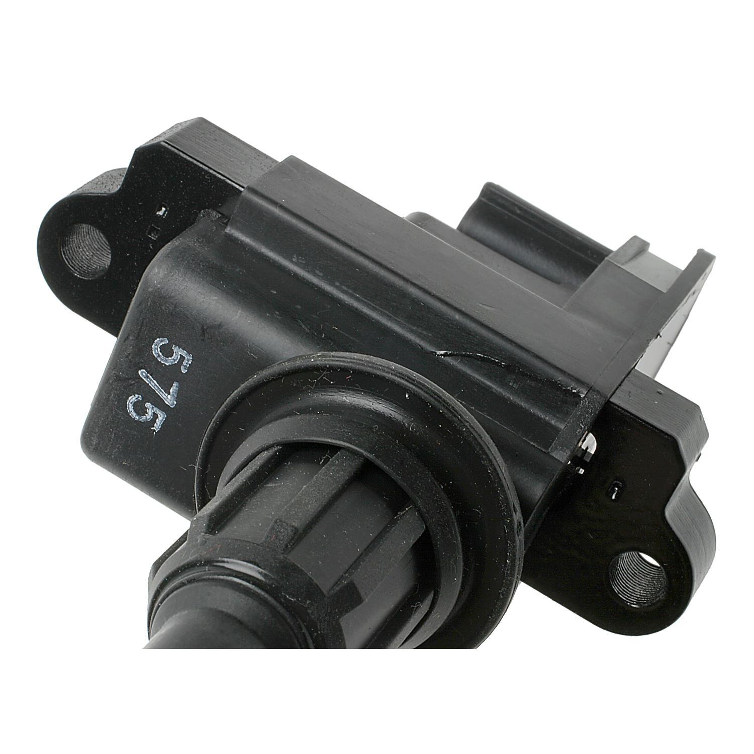 Standard Motor Products UF282 - Ignition Coil Standard Motor Products UF282 Ignition Coil product image 1 of 3
