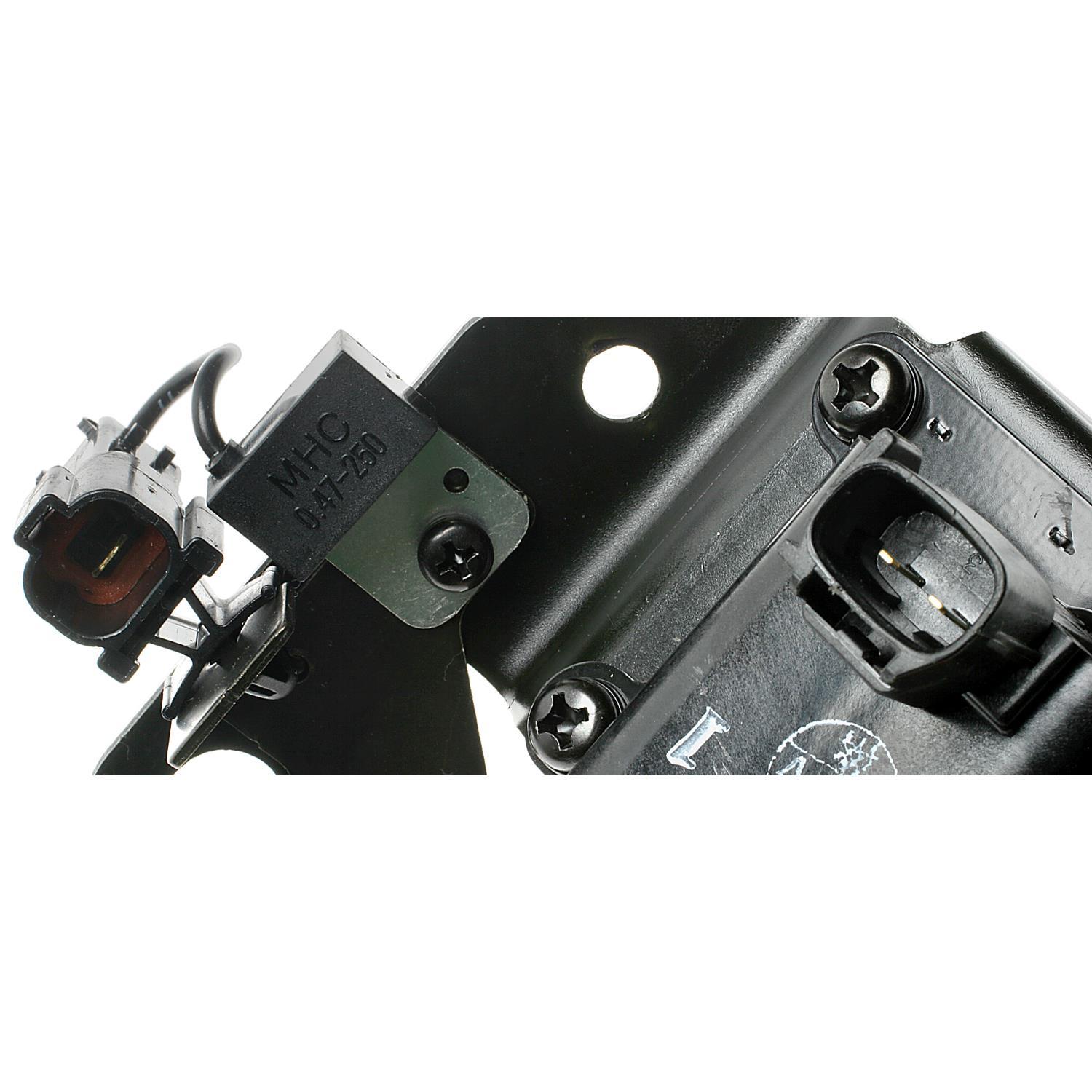 Standard Motor Products UF308 - Ignition Coil Standard Motor Products UF308 Ignition Coil product image 4 of 9