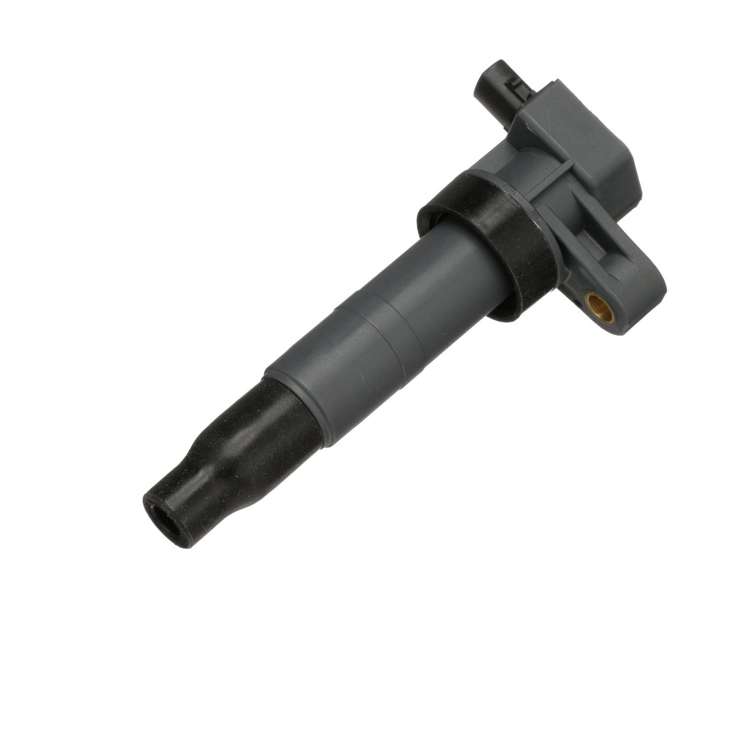 Standard Motor Products UF546 - Ignition Coil Standard Motor Products UF546 Ignition Coil product image 1 of 7