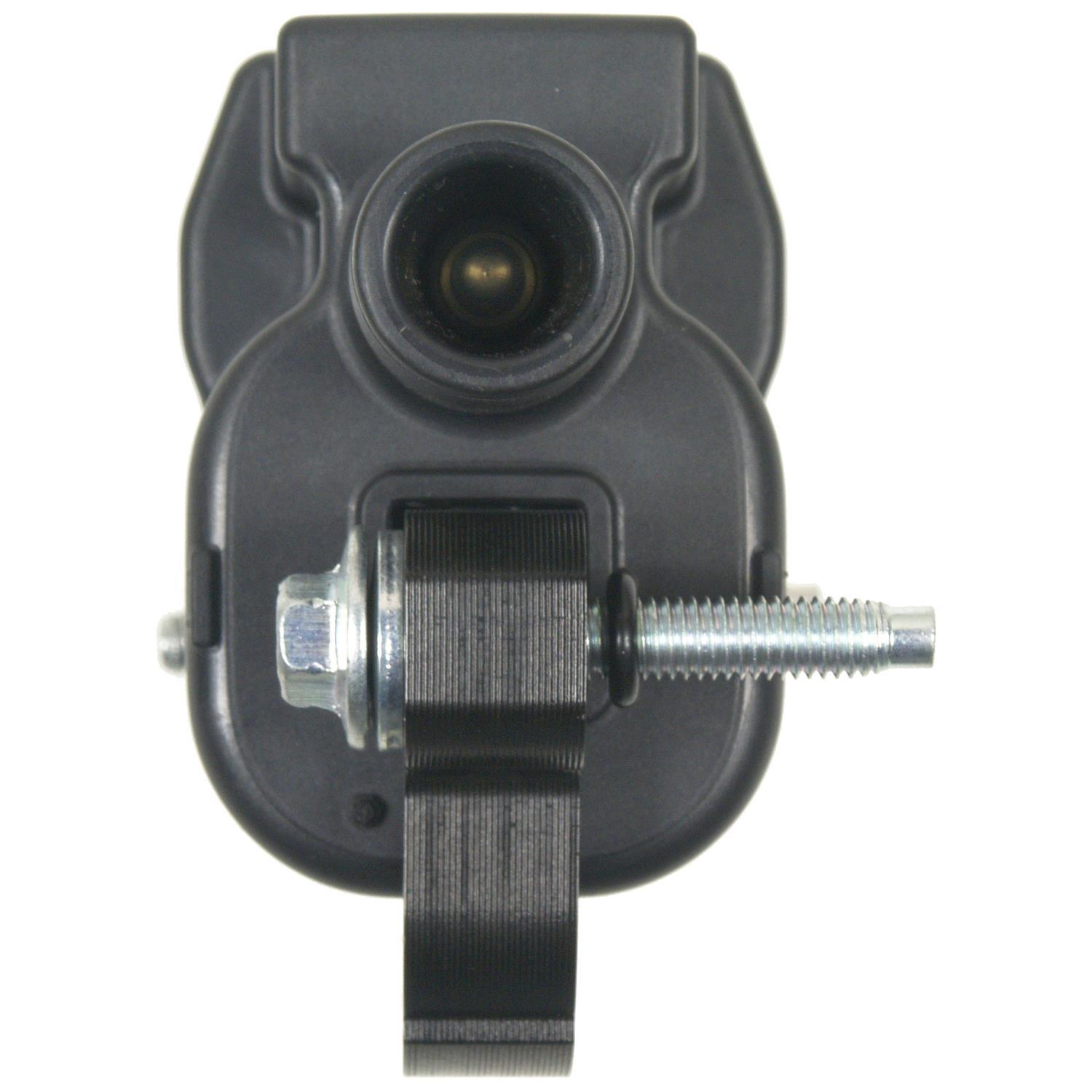 Standard Motor Products UF590 - Ignition Coil Standard Motor Products UF590 Ignition Coil product image 1 of 4