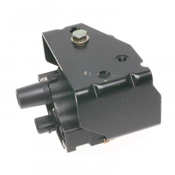 Standard Motor Products UF70 - Ignition Coil Standard Motor Products UF70 Ignition Coil product image 2 of 3