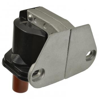 Standard Motor Products UF87 Ignition Coil product image 1 of 3