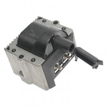 Standard Motor Products UF96 Ignition Coil product image 1 of 3
