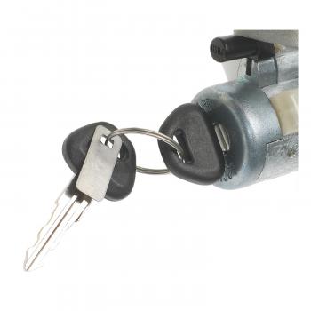 Standard Motor Products US361 - Ignition Lock and Cylinder Switch Standard Motor Products US361 Ignition Lock and Cylinder Switch product image 1 of 4