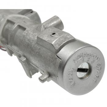 Standard Motor Products US618 Ignition Lock and Cylinder Switch product image 1 of 3
