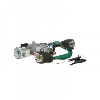 Standard Motor Products US661 - Ignition Lock and Cylinder Switch Standard Motor Products US661 Ignition Lock and Cylinder Switch product image 1 of 6
