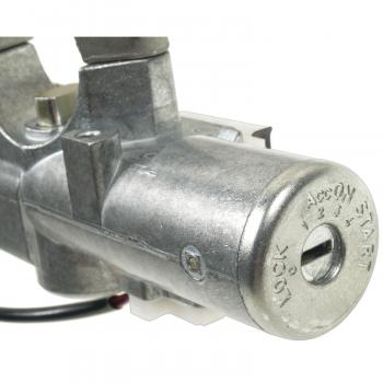 Standard Motor Products US682 - Ignition Lock and Cylinder Switch Standard Motor Products US682 Ignition Lock and Cylinder Switch product image 1 of 3