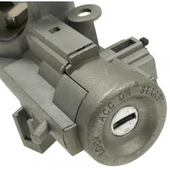 Standard Motor Products US726 - Ignition Lock and Cylinder Switch Standard Motor Products US726 Ignition Lock and Cylinder Switch product image 1 of 3
