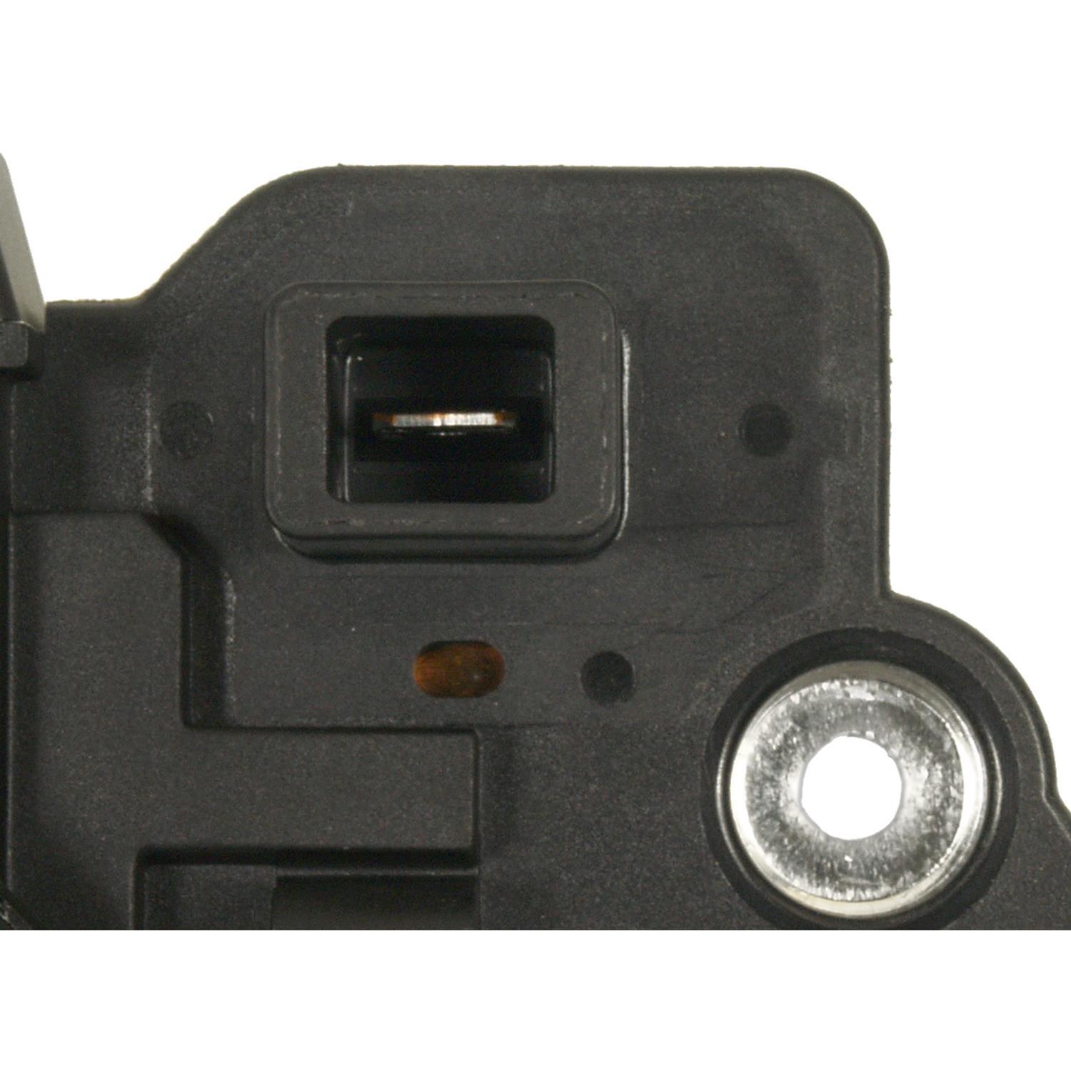 Standard Motor Products VR852 - Voltage Regulator Standard Motor Products VR852 Voltage Regulator product image 3 of 3
