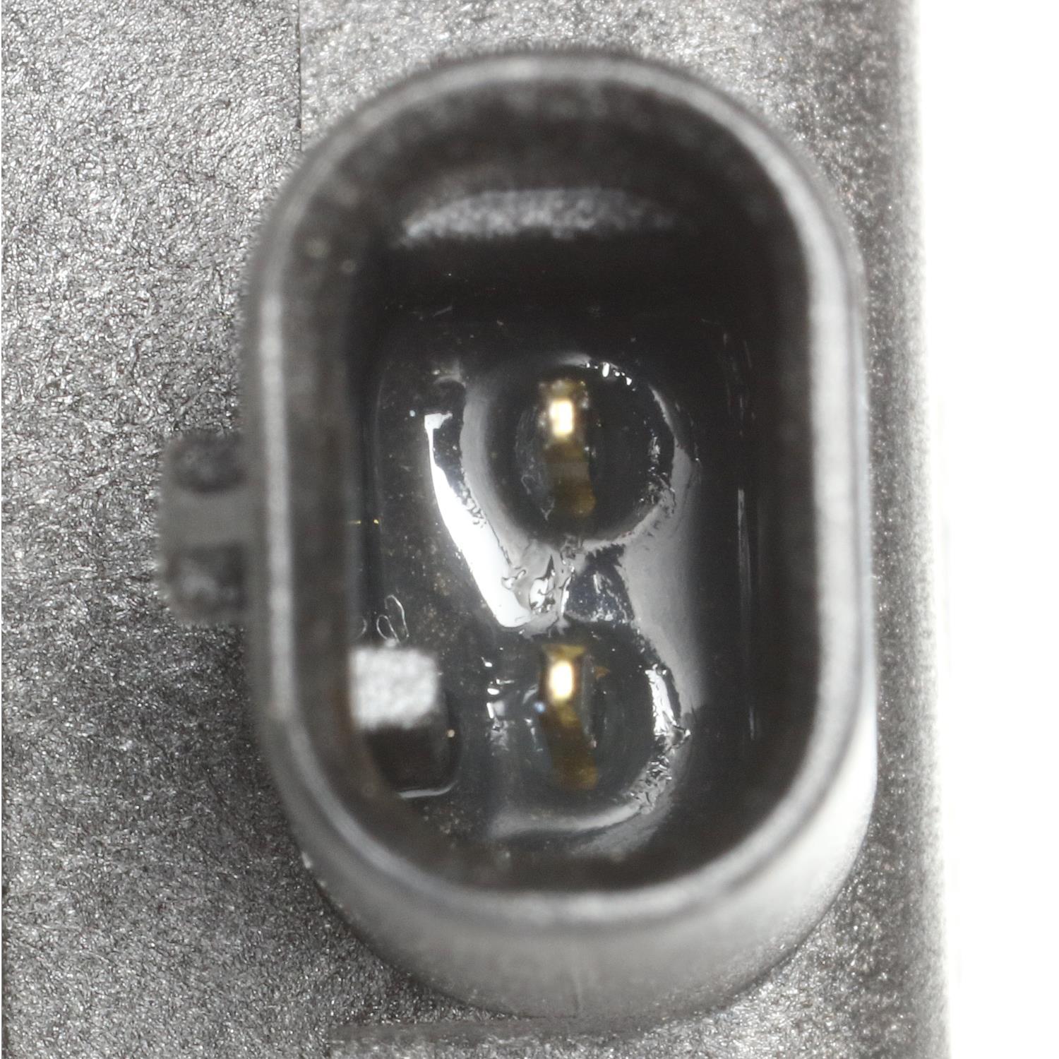 Standard Motor Products VVT750 - Engine Variable Timing Solenoid Standard Motor Products VVT750 Engine Variable Timing Solenoid product image 2 of 3