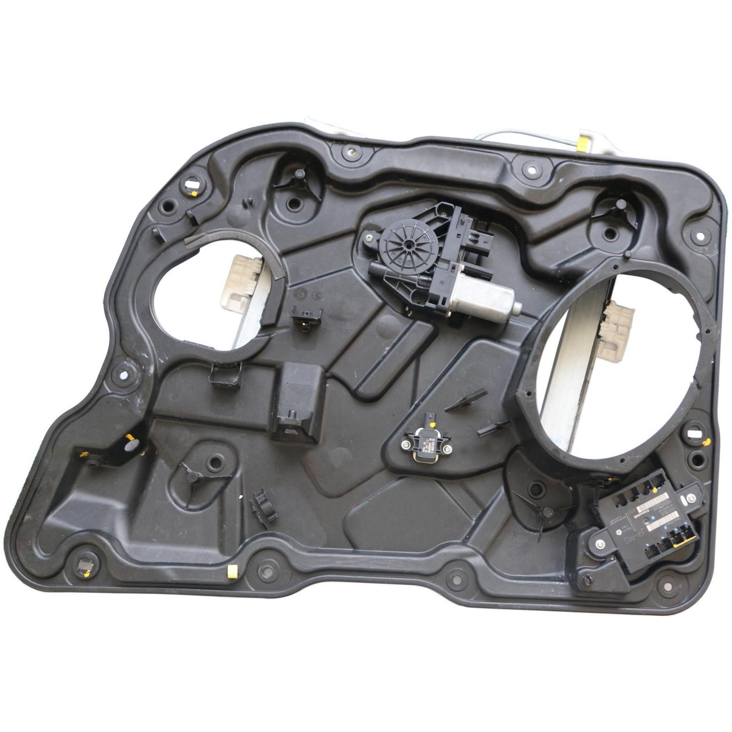 TrakMotive 211704 - Power Window Motor and Regulator Assembly TrakMotive 211704 Power Window Motor and Regulator Assembly product image 5 of 7