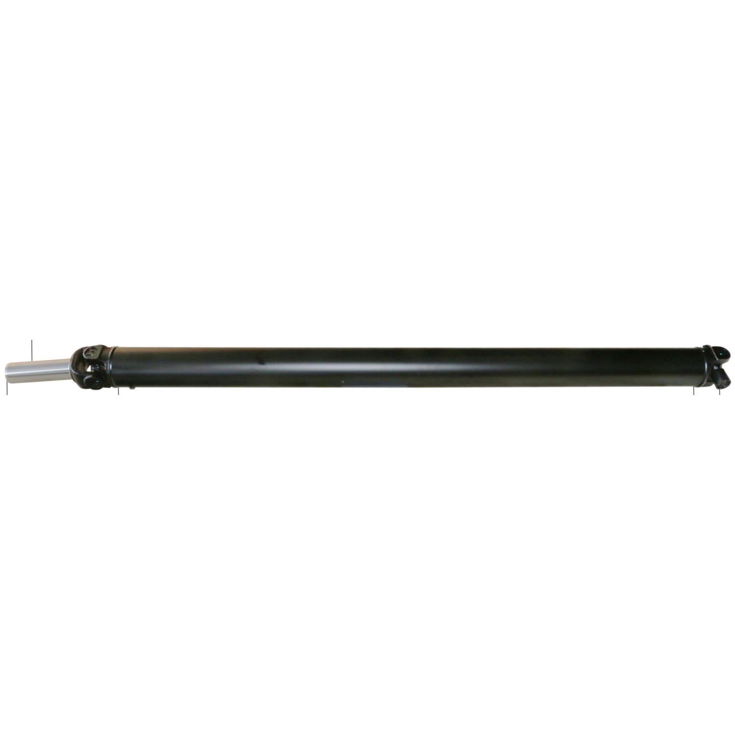 TrakMotive GMP401 - Drive Shaft Assembly TrakMotive GMP401 Drive Shaft Assembly product image 1 of 4