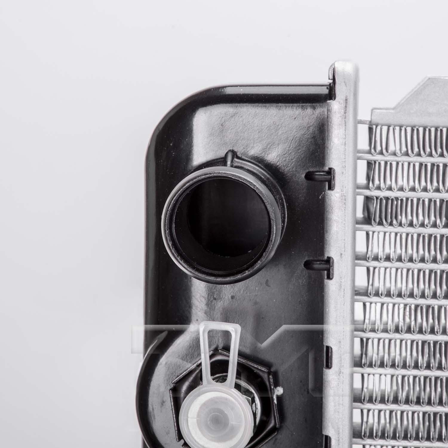 TYC 1517 Radiator product image 3 of 4