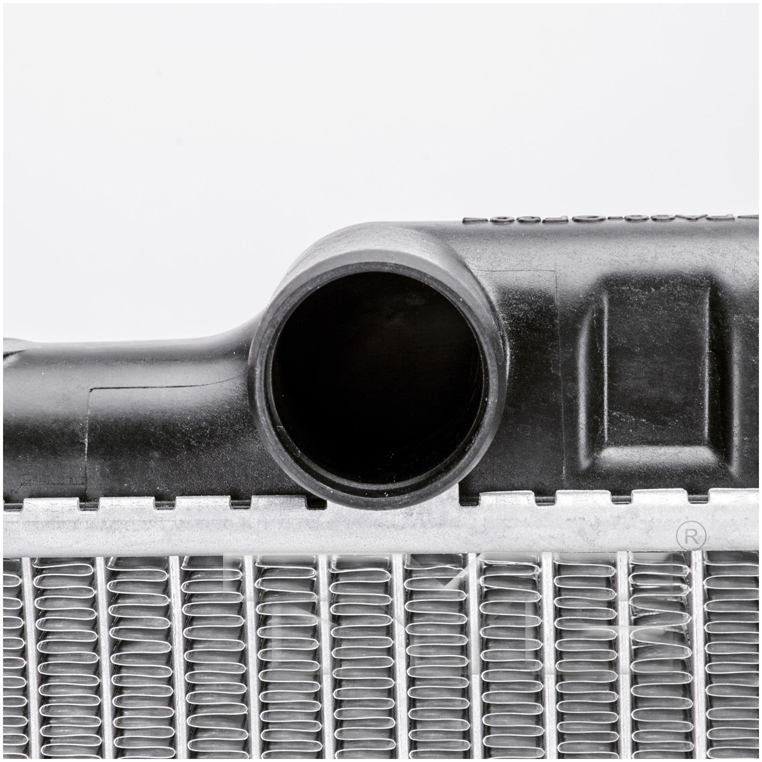 TYC 1752 Radiator product image 3 of 5