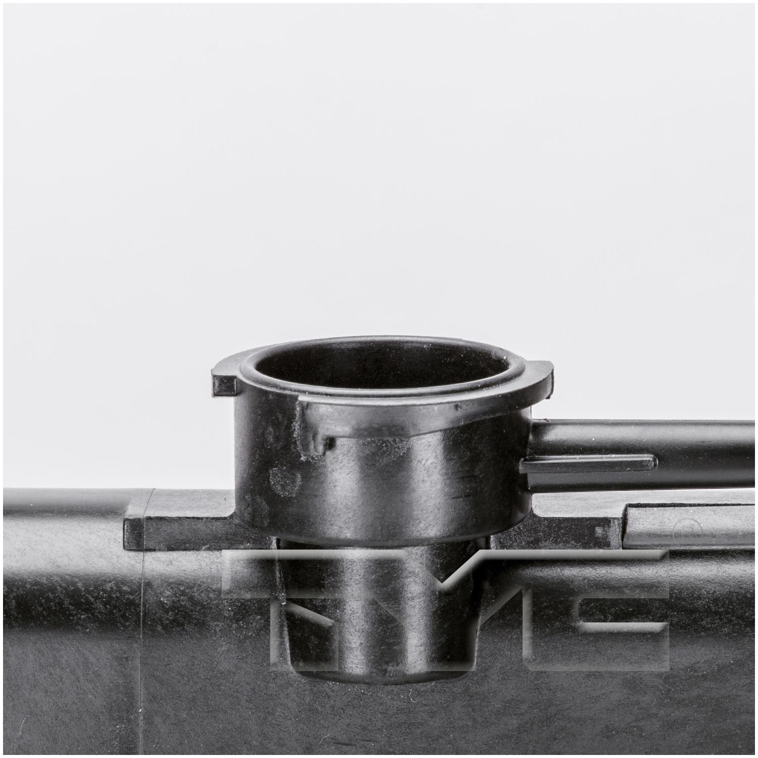 TYC 1752 Radiator product image 4 of 5