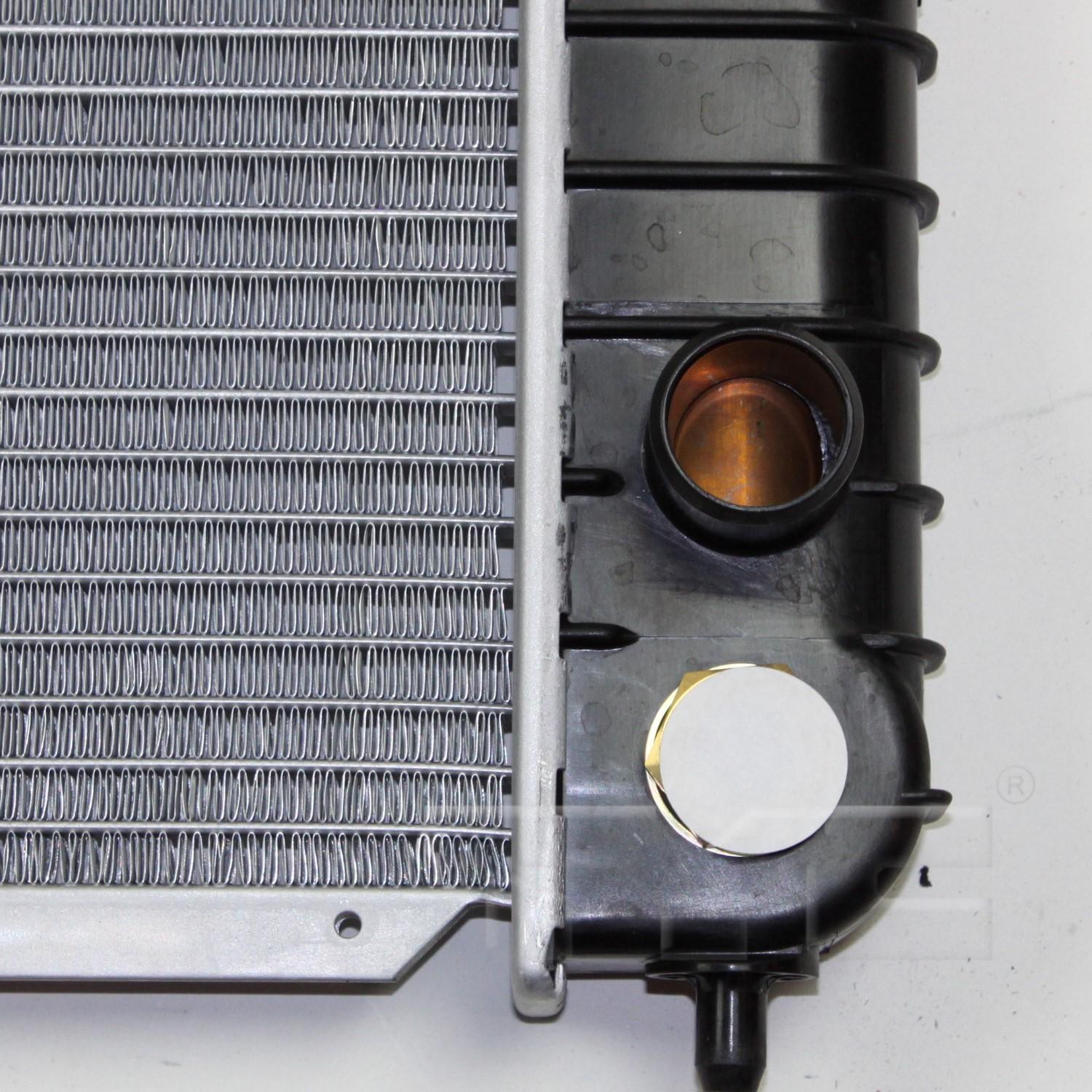 TYC 1889 - Radiator Assembly TYC 1889 Radiator product image 4 of 5