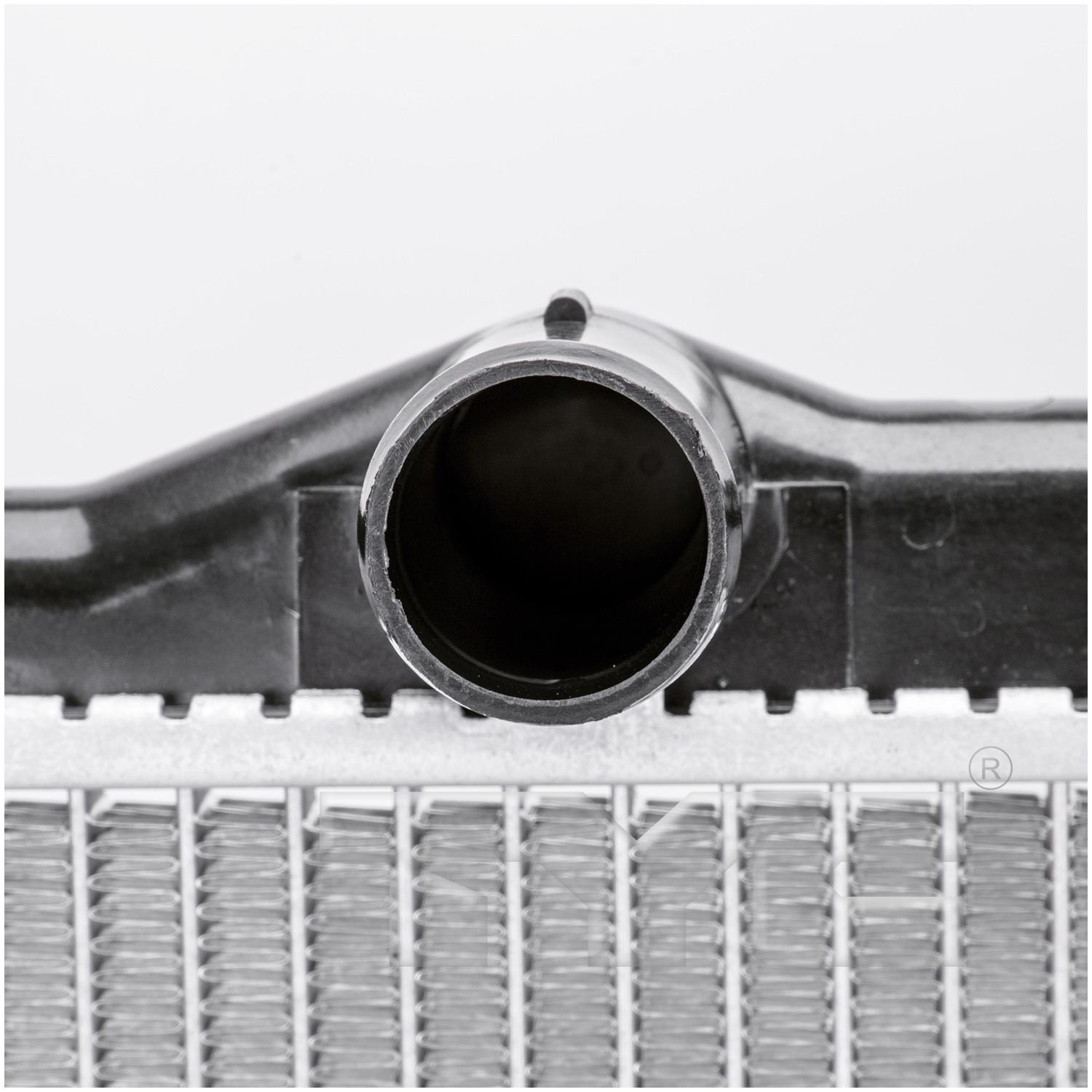 TYC 1907 Radiator product image 3 of 5
