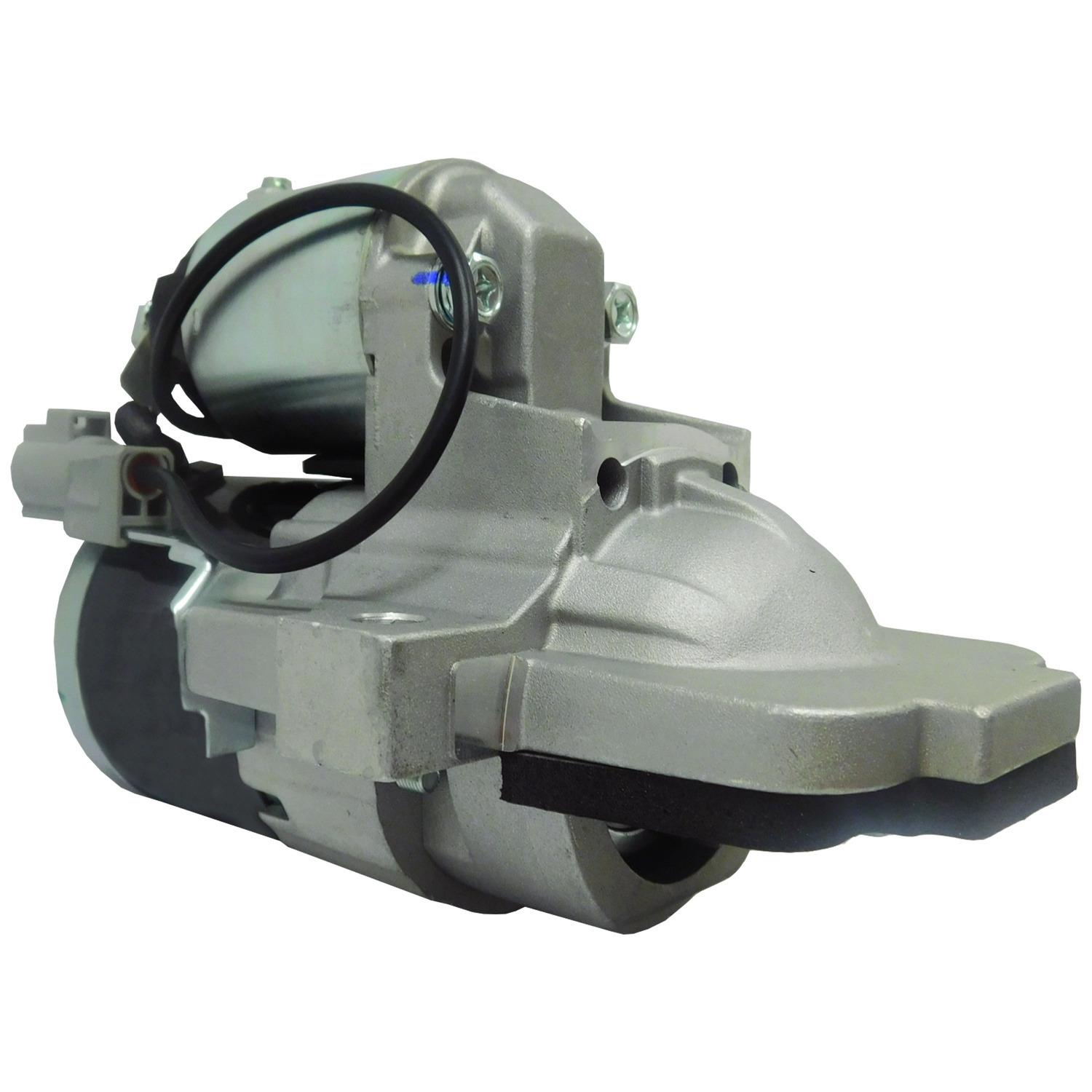 WAI 17597N - Starter Motor WAI 17597N Starter Motor product image 5 of 8